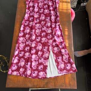 Scoop XXL Floral Print V-Neck Midi Slip Dress with Side Slit